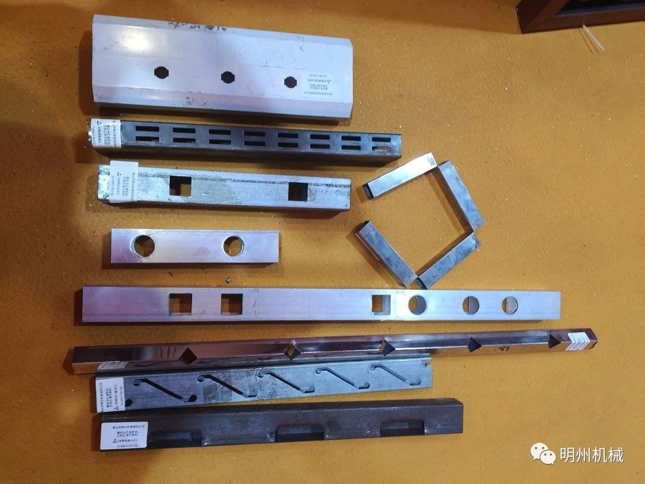 明州機械老牌勁旅——金100沖孔切割機,就是實在! 明州機械老牌勁旅——金100沖孔切割機,就是實在!